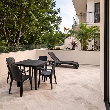 2 Bed Swim-up, Gril With Jacuzzi Aldea Zama Holiday home Tulum