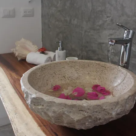 Hotel Little Gem La Veleta Tulum