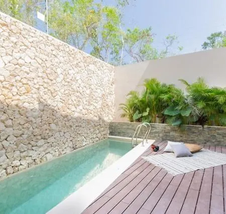 Stunning & Brand New 6 Pax Villa