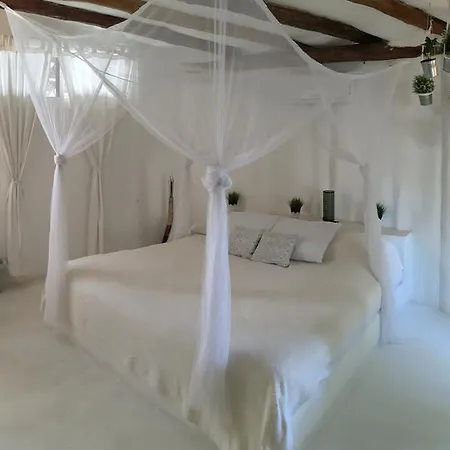 Hotel Harmony Glamping Boutique And Yoga 2*