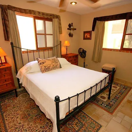 Villa Leona *
