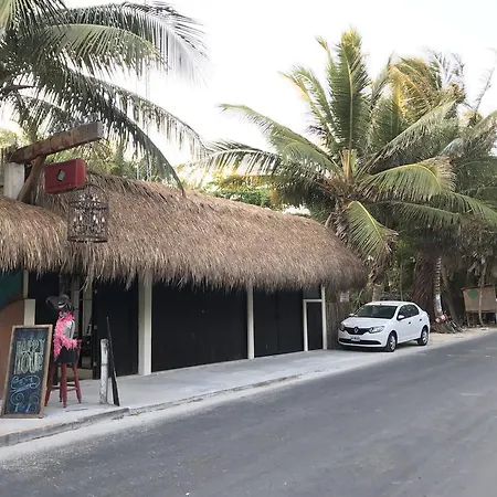 Luna Maya House *