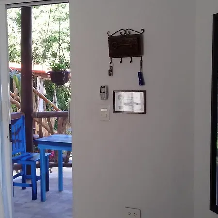 Inn Zamunda Garden View 2*
