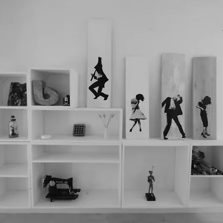 Radio Hotel *