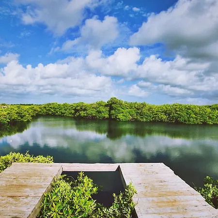 Nativus Glamping & Cenote 3* Tulum