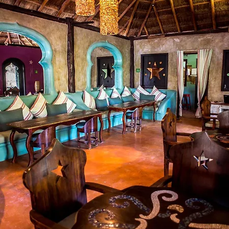 Hotel Cabanas La Luna 3*