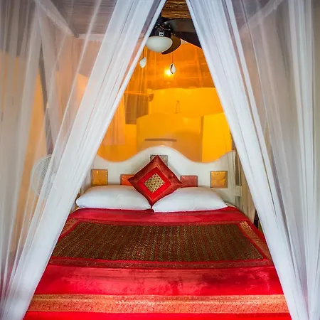 Cabanas La Luna Hotel