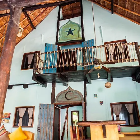 Cabanas La Luna Hotel
