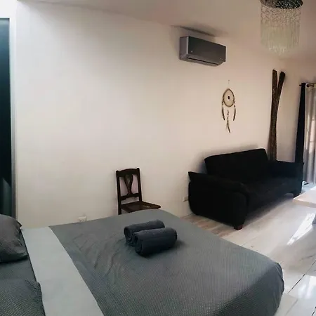Radio Hotel