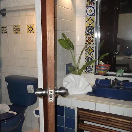 L Hotelito