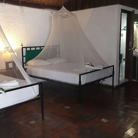 L Hotelito
