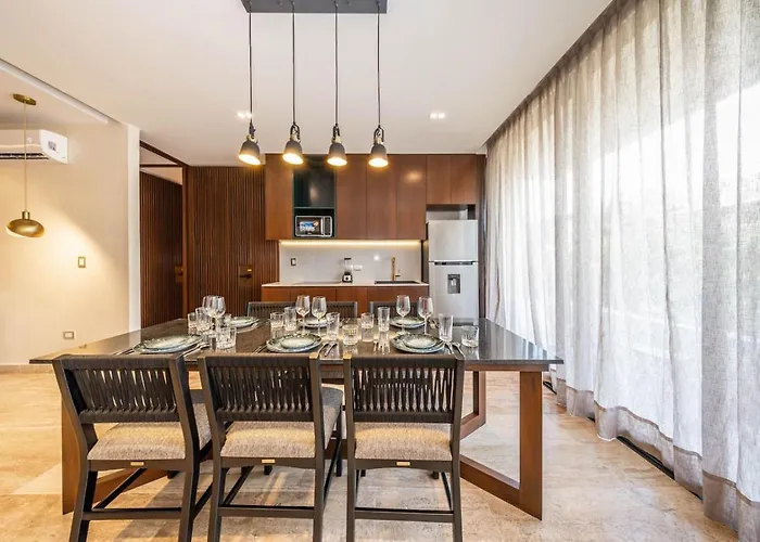 Lux 2Br W Rooftop Pool And Close To Beach