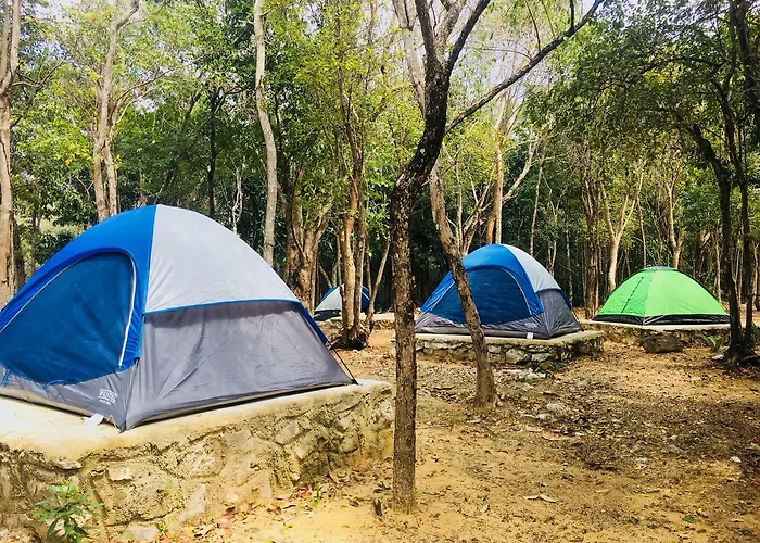 Cabanas Camping Yaxmuul