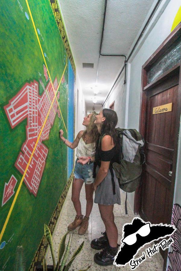 Straw & Rooftop Bar *