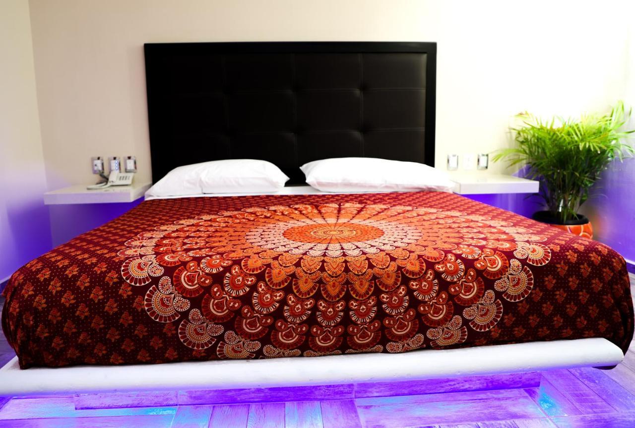 Mandala Love hotel *