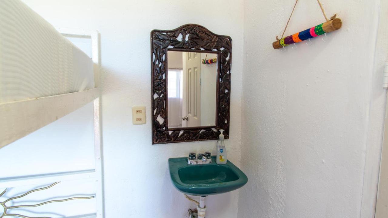 Lobo Bed & Breakfast 2*