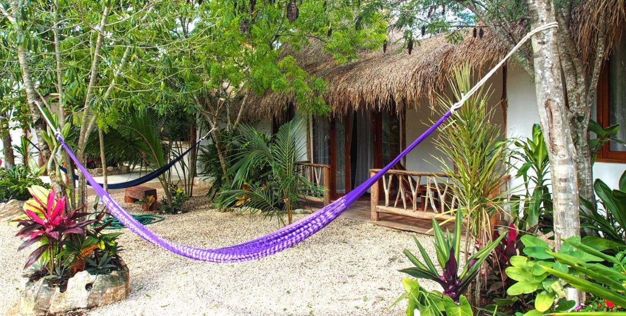 Hotel Aldea Balam 3*