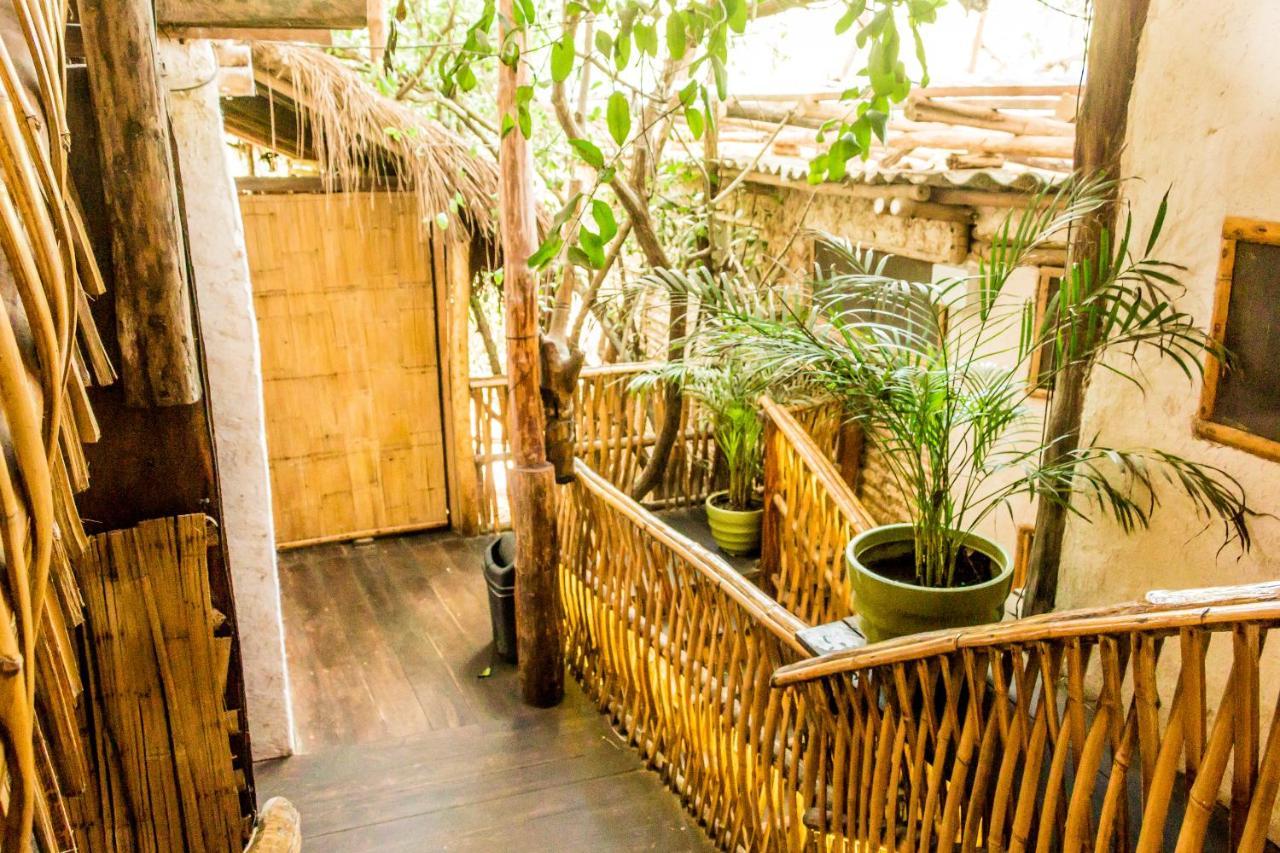 Bambu Gran Palas Hostal Party Hostel