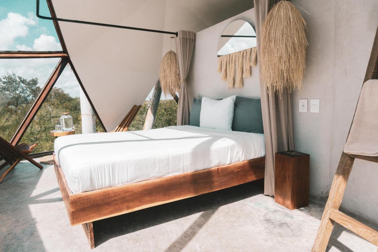 Mamasan Treehouses & Hotel