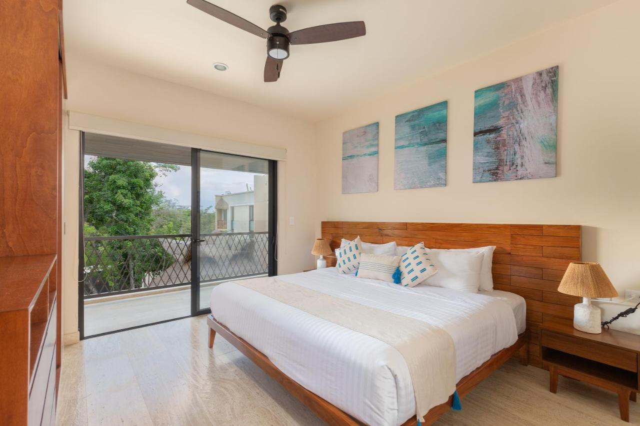 Exclusive Paramar Ve Penthouse In By Lockey For Walking To Commercial Zone In Aldea Zama * Tulum