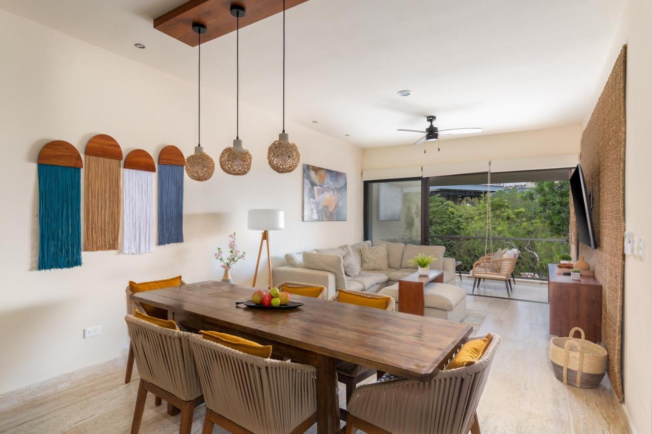 Exclusive Paramar Ve Penthouse In By Lockey For Walking To Commercial Zone In Aldea Zama Tulum