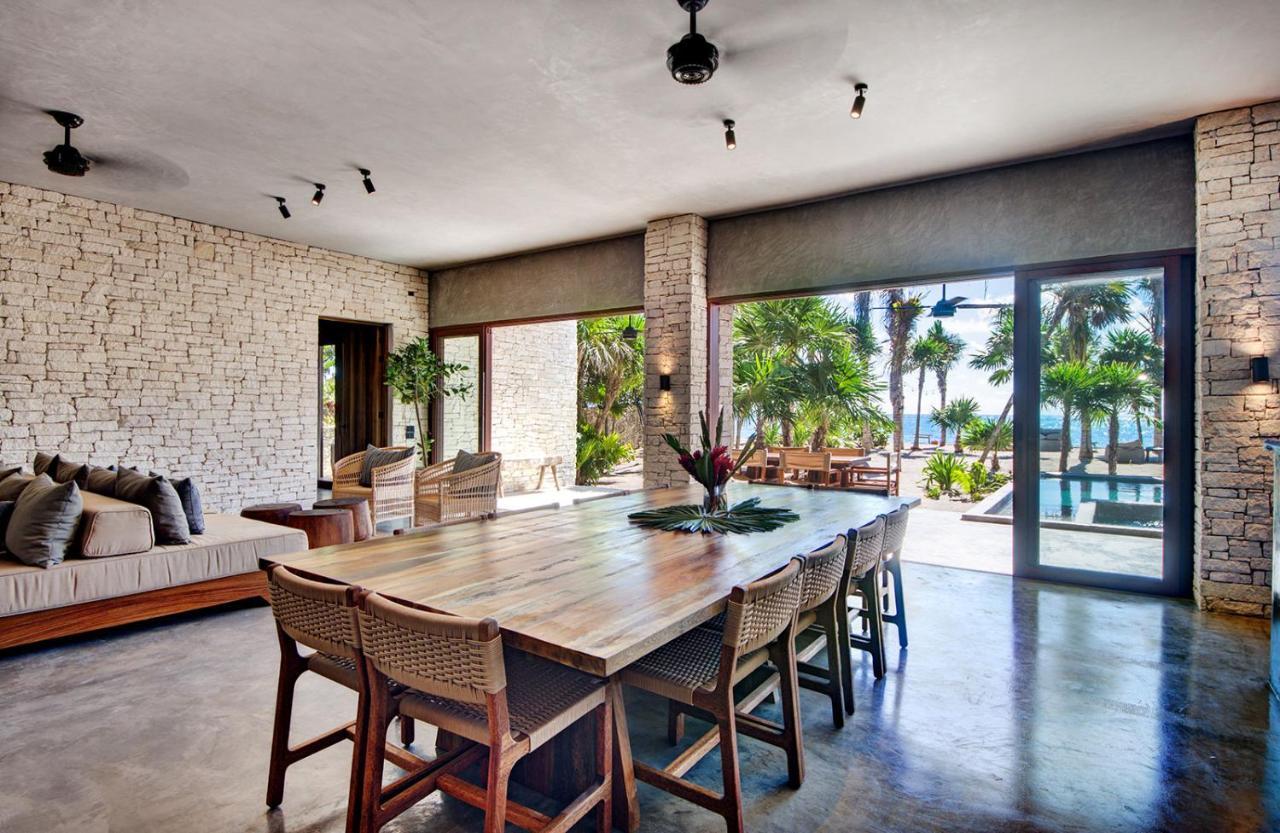 Beachfront Soliman Bay 12 Holiday home