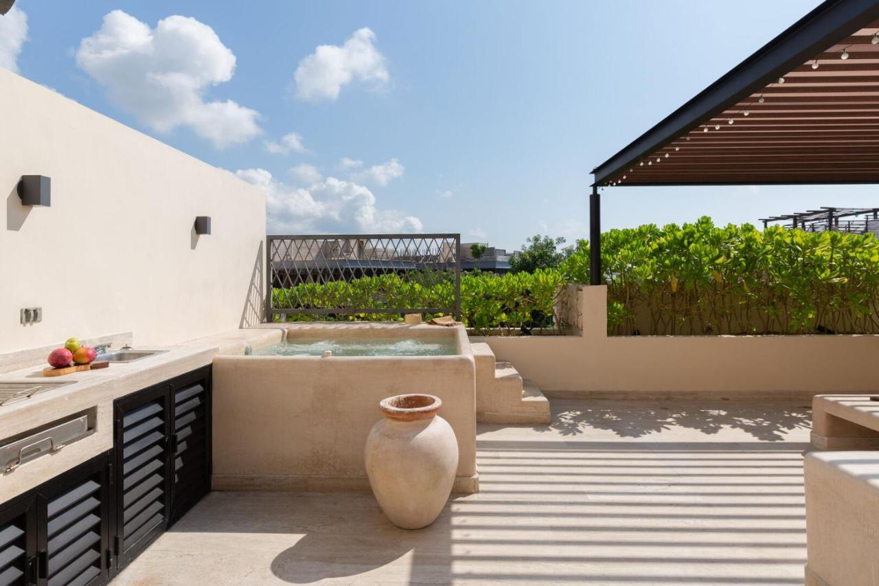 Exclusive Paramar Ve Penthouse In By Lockey For Walking To Commercial Zone In Aldea Zama Apartment