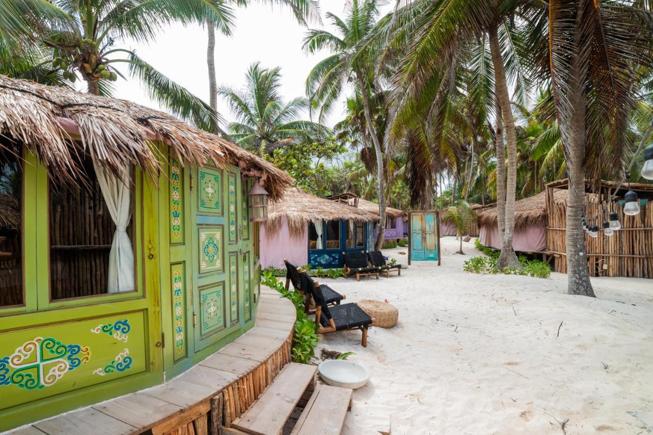 Kookay Beach Hotel 2*