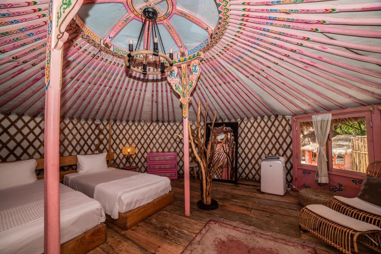 Kookay Beach Hotel 2*