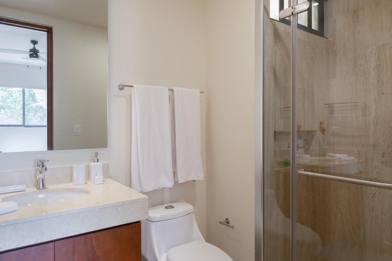 Apartment Exclusive Paramar Ve Penthouse In By Lockey For Walking To Commercial Zone In Aldea Zama *