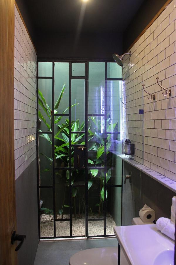 Bed & Breakfast Loba Male Only 4*