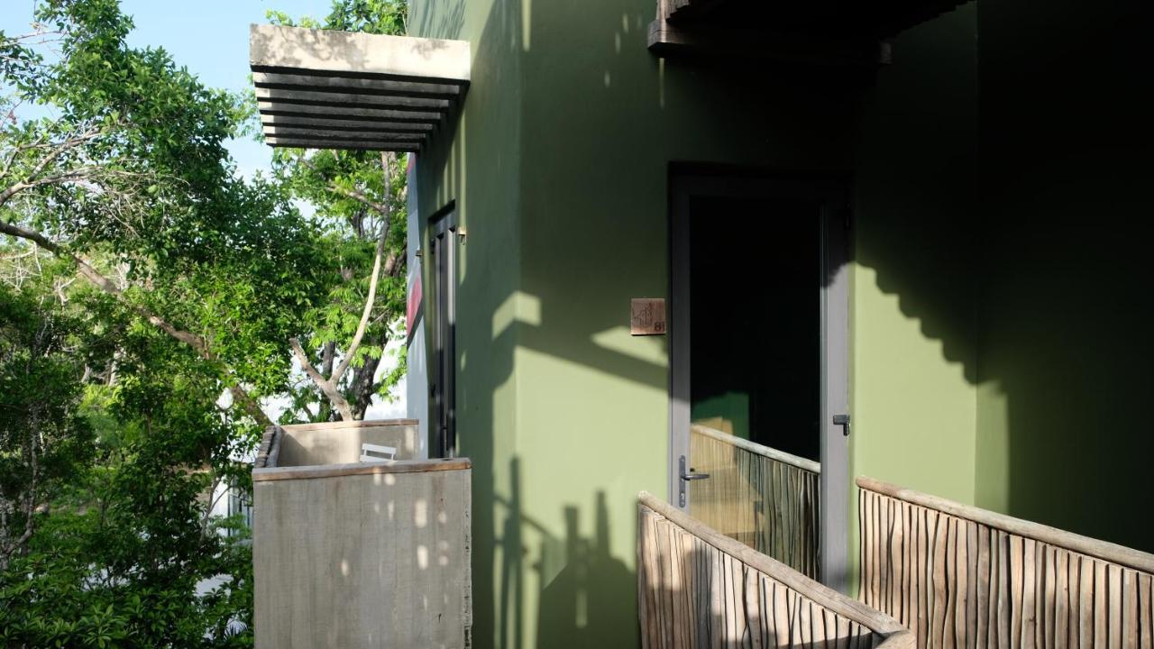 Loba Male Only Bed & Breakfast