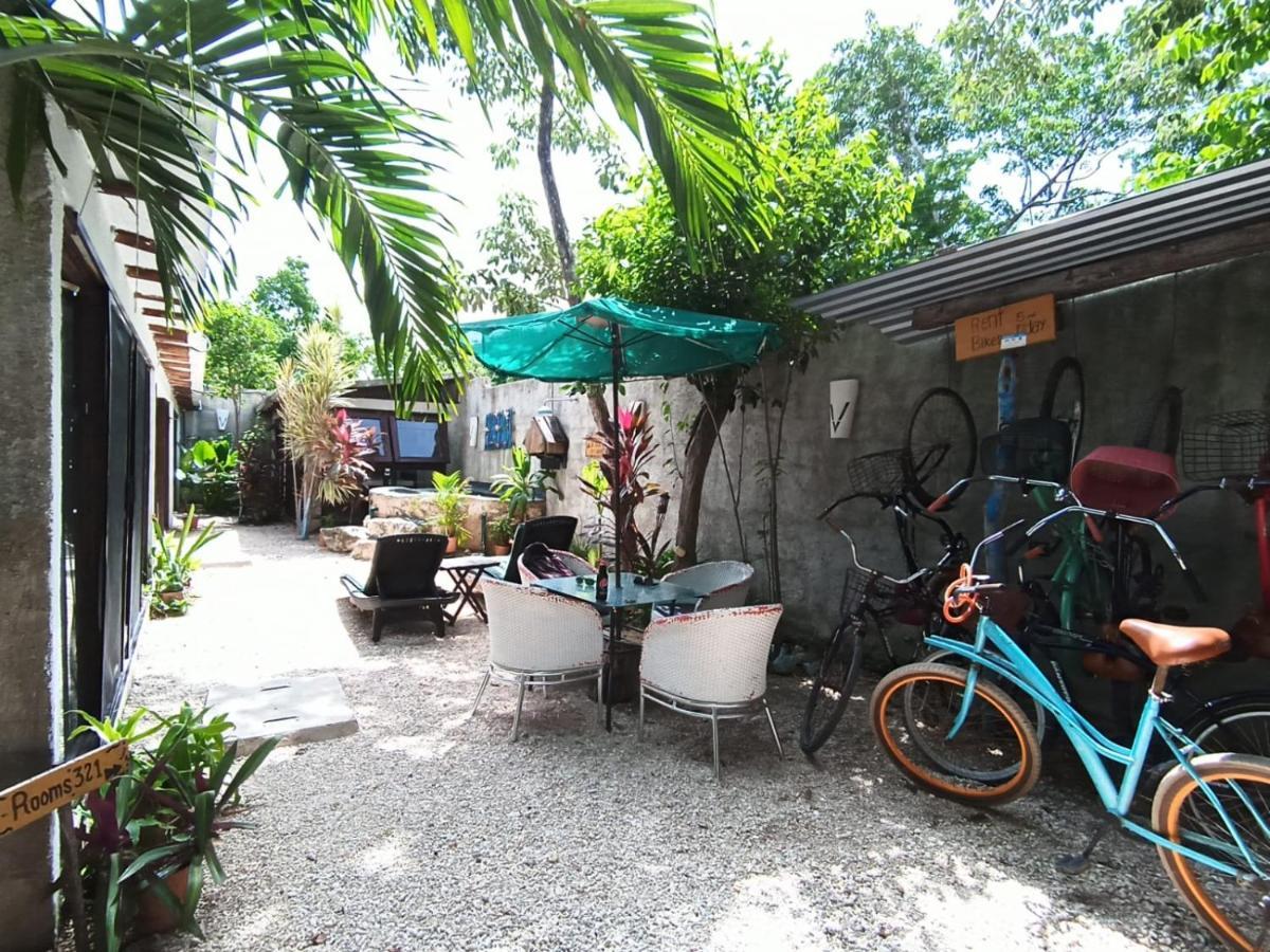 Primitive Selfcheck-in Adults Only 2* Tulum