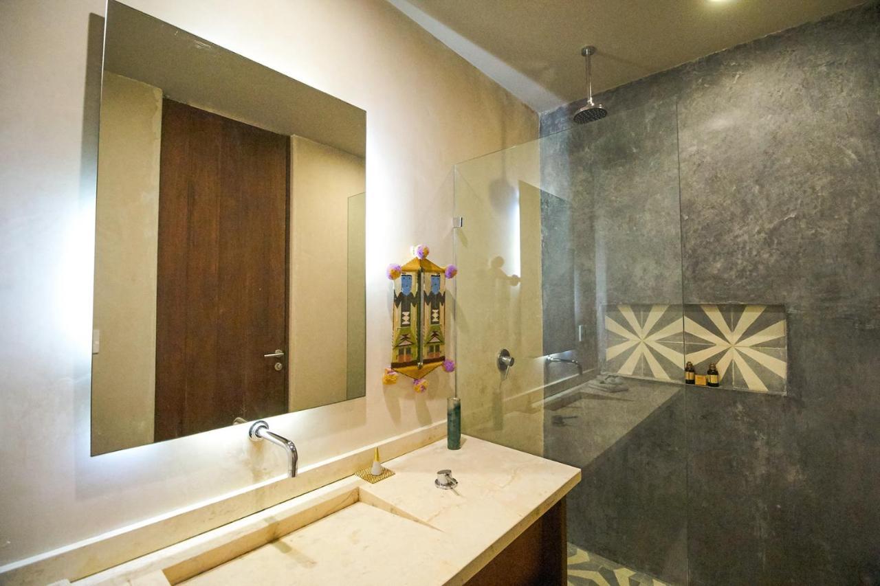 Eco-chic Design Wrapped In Nature's Elements By Stella Apartment *