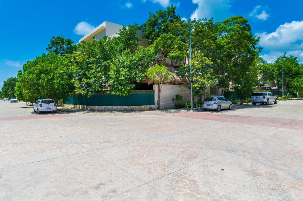 107 Beautiful Terrace & Private Pool Apartment