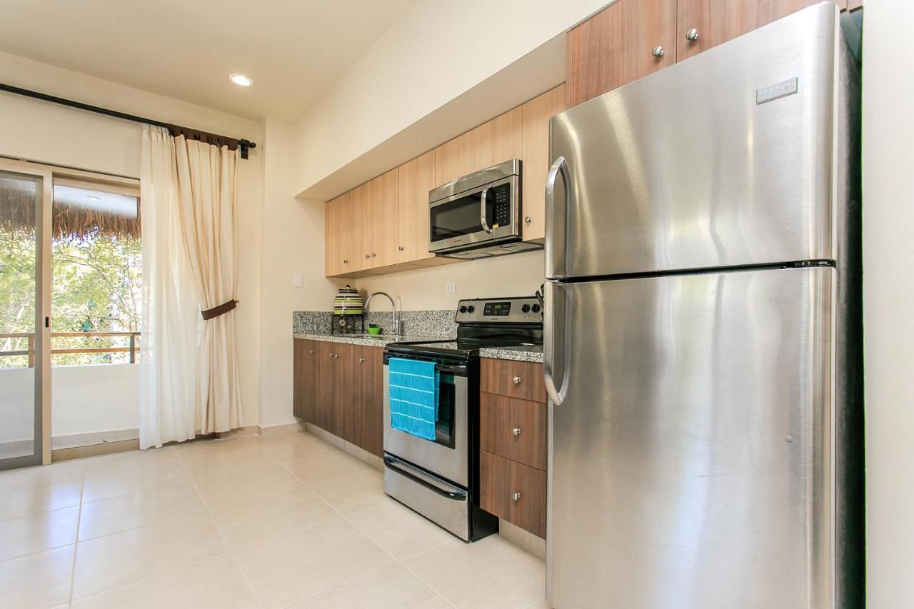 Complex With An Alluring Pool & Tropical Vibes By Stella Rentals! Apartment Tulum