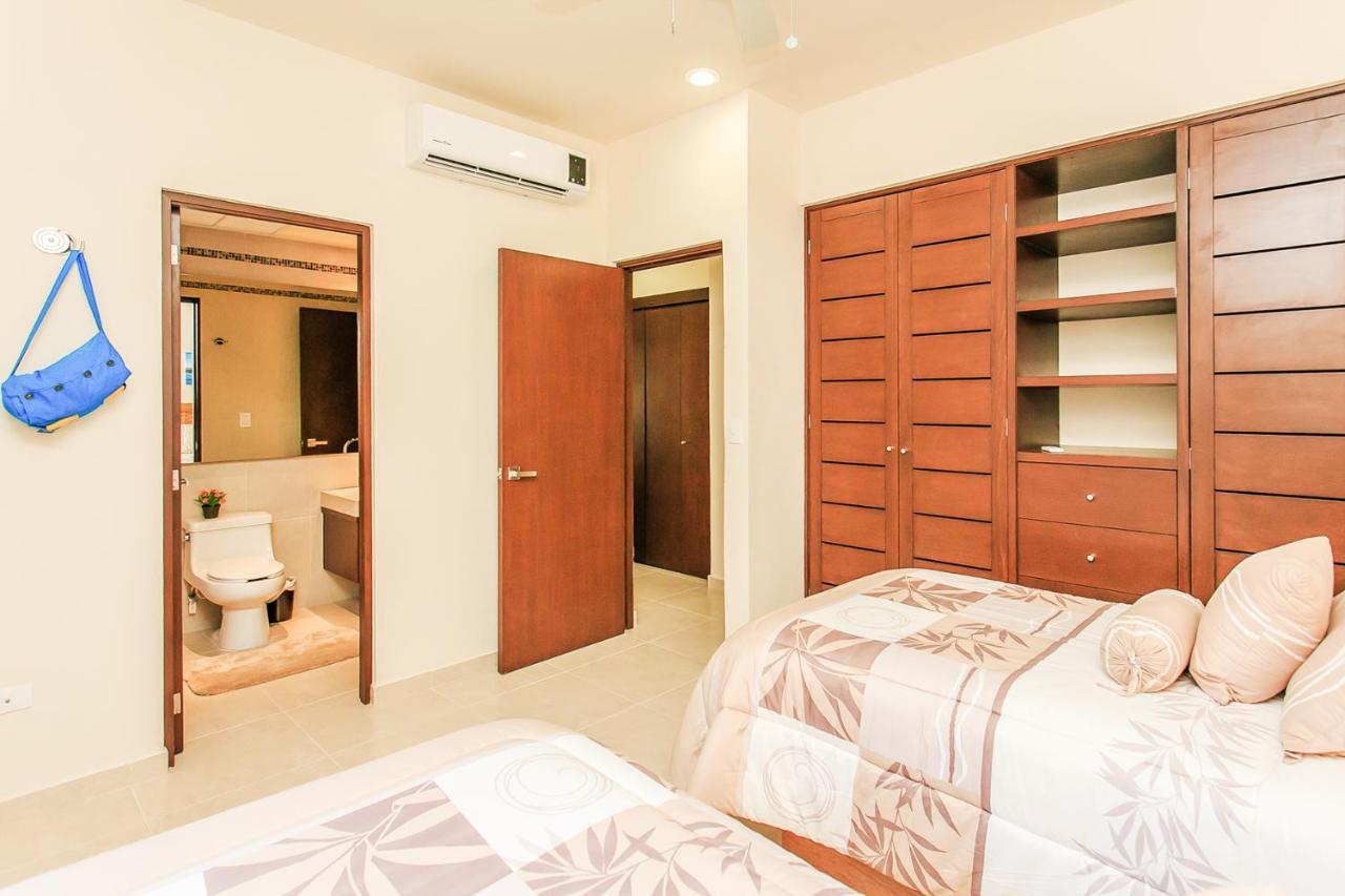 Complex With An Alluring Pool & Tropical Vibes By Stella Rentals!