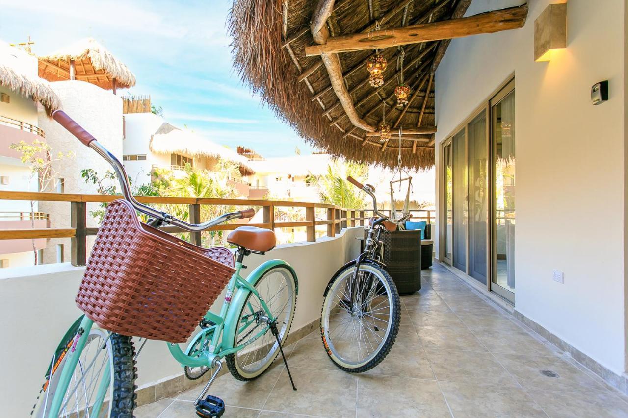 Complex With An Alluring Pool & Tropical Vibes By Stella Rentals! *