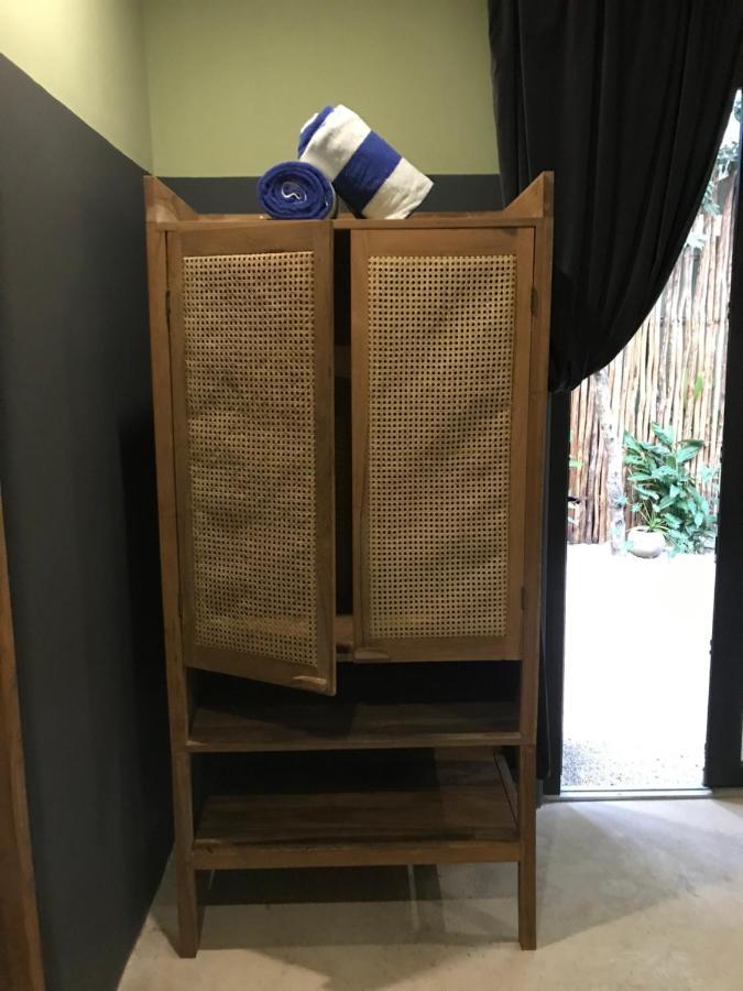 Bed & Breakfast Loba Male Only