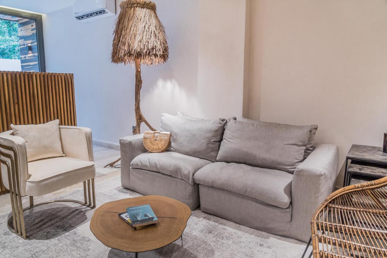 Nice Avant-garde Studio Charming Private Terrace And Miniplunge Pool And Great Amenities Apartment *