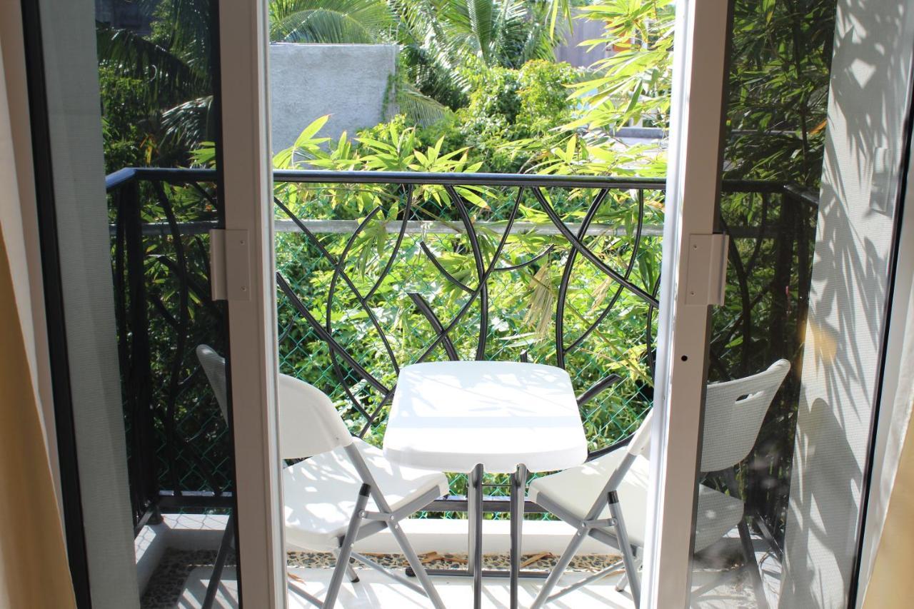Las Mariposas Bed & Breakfast *