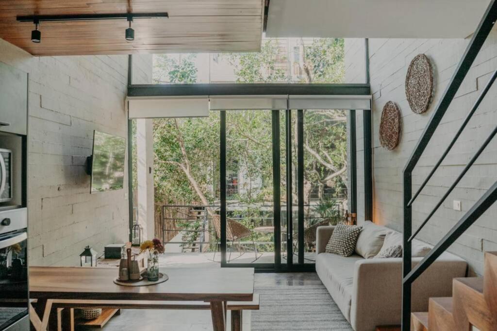 Luxury Penthouse Three-stories At Madara Apartment *