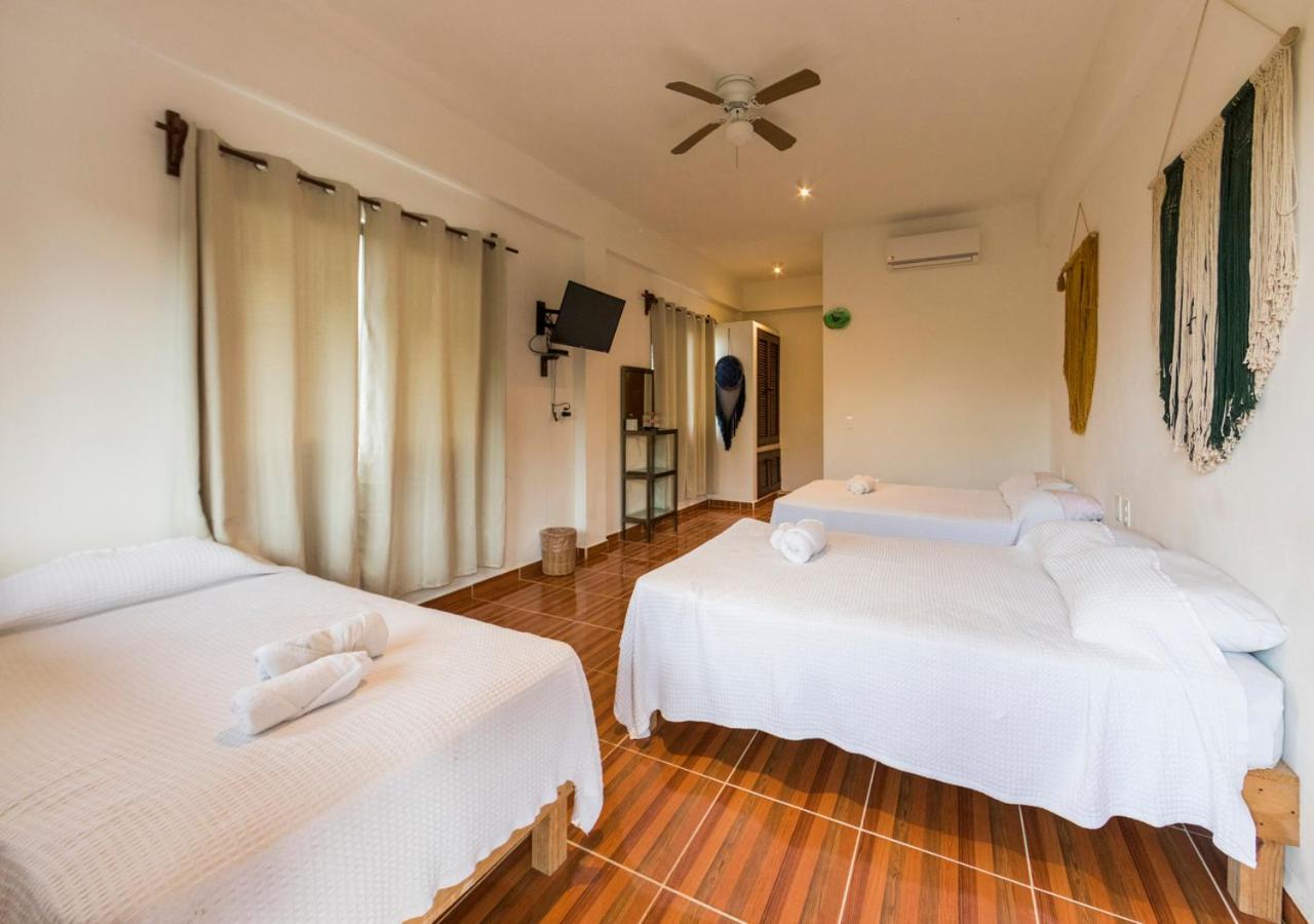 Itza La Veleta Hotel