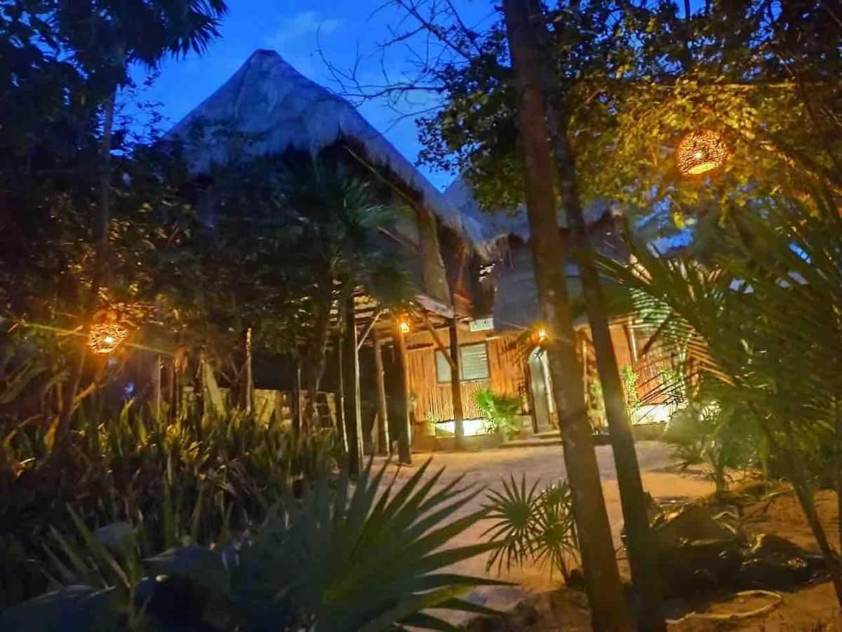 Сasa de vacaciones Beachfront Bungalows- Soliman Bay Tulum