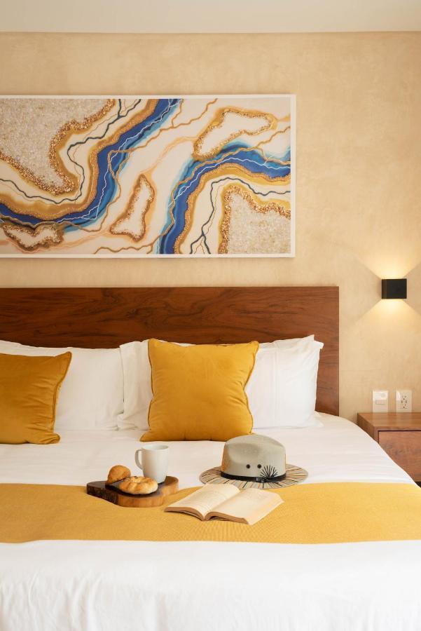 Apartment At Treetops *