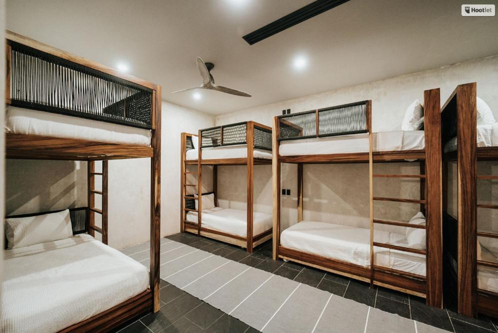Apartment Kings Mansion For 26 Guests! *