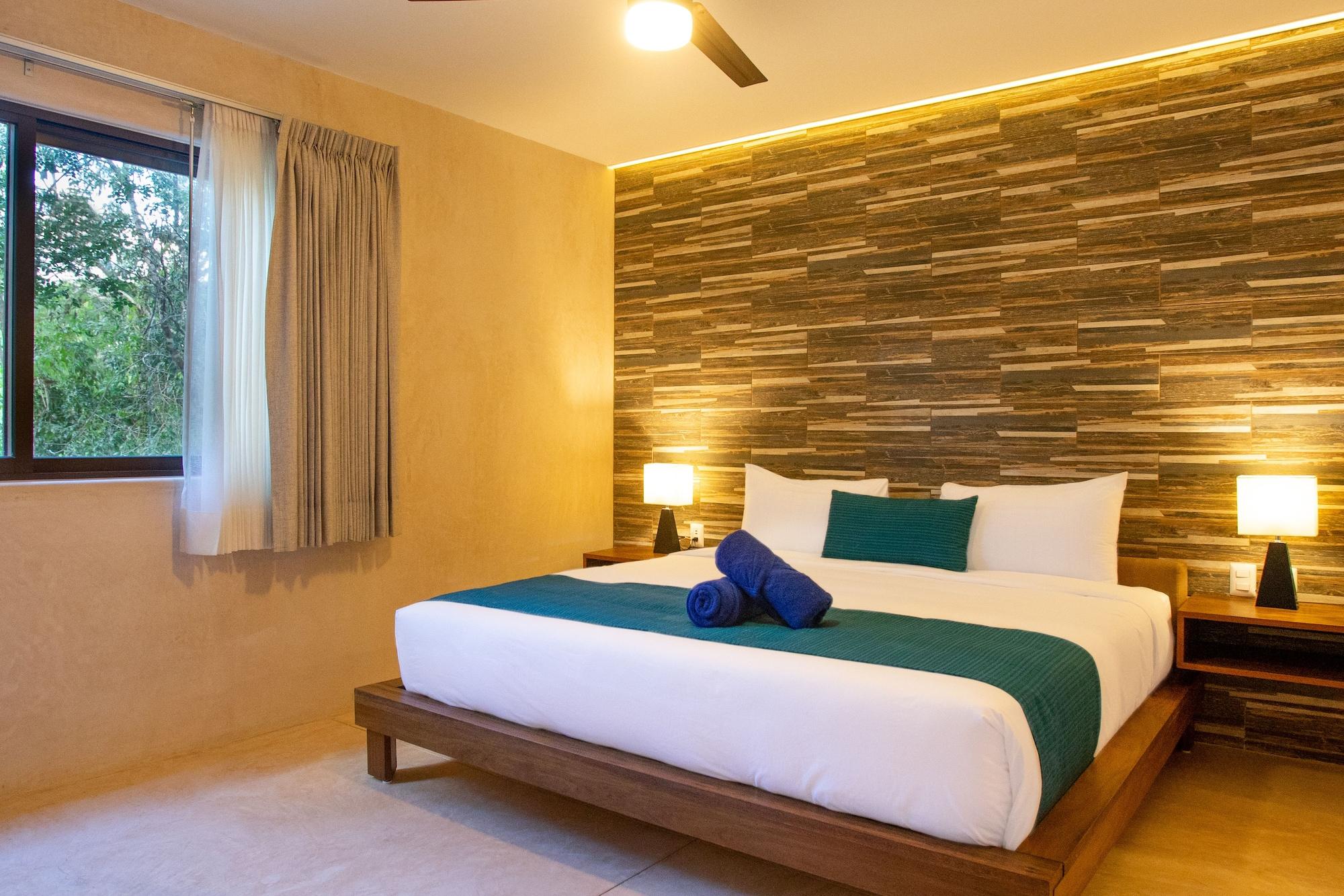 Azul By Guruhotel 3*