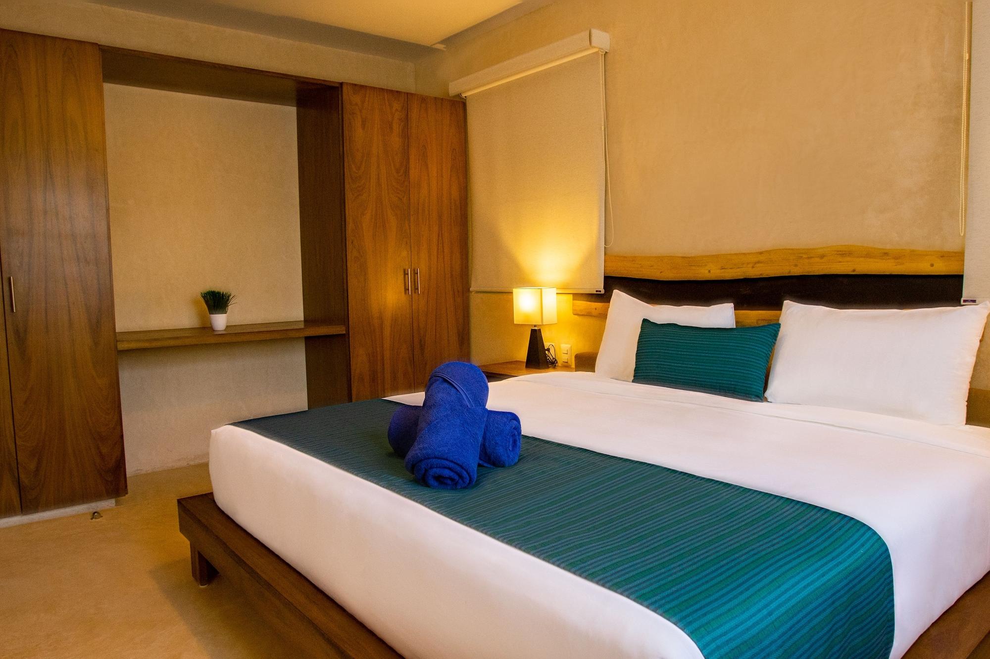 Hotel Azul By Guruhotel 3*