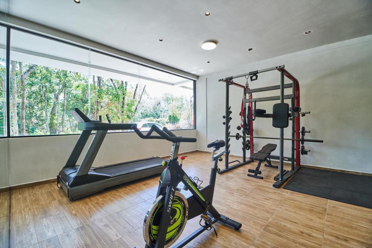 Elegant Trendy In With Infinity Pool, Breathtaking Jungle View & Bottle Of Wine Per