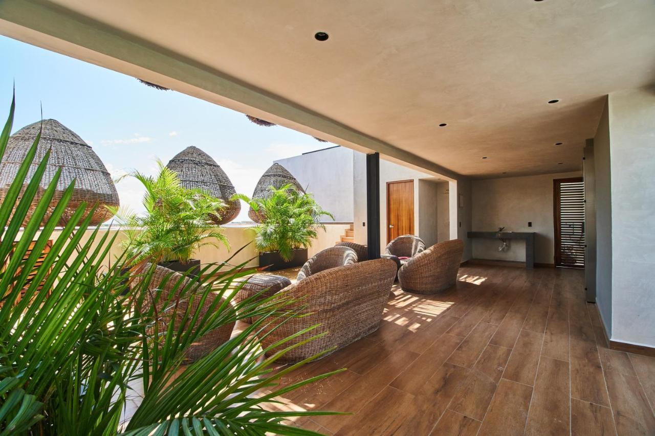 Elegant Trendy In With Infinity Pool, Breathtaking Jungle View & Bottle Of Wine Per Apartment